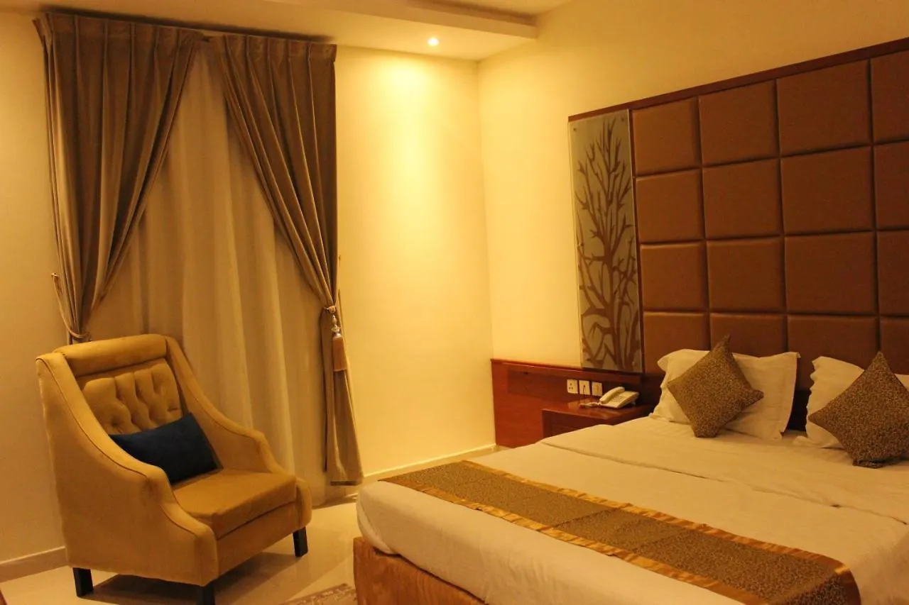 Open Hotel Riade 3*,
